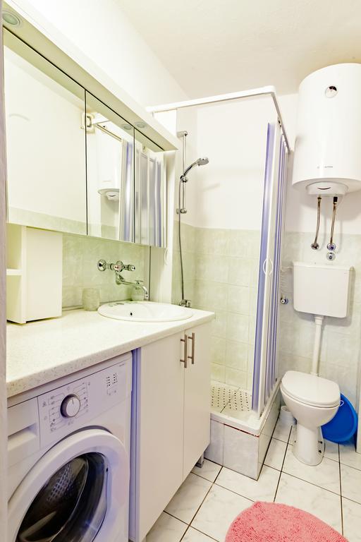 Apartments Adriatic 스베티스테판 외부 사진